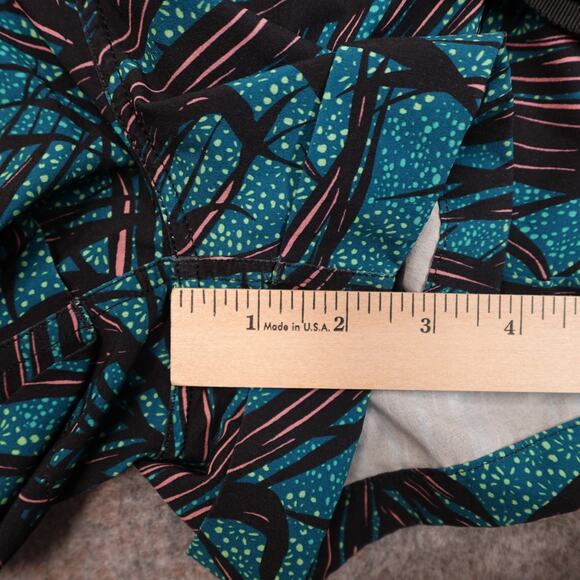 Lululemon Shorts Womens Size 6 Spring Break Away Stretch 3" Palm Lace Tofino - Picture 4 of 7